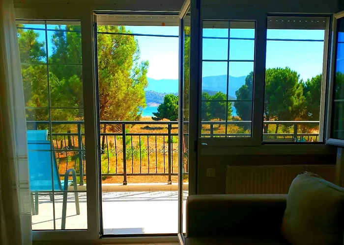 Ourania Luxury Apartment